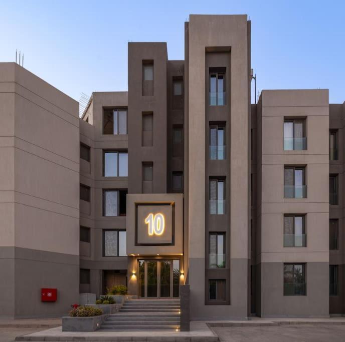 Garden View Three Bedroom Serviced Silver Palm * Cairo