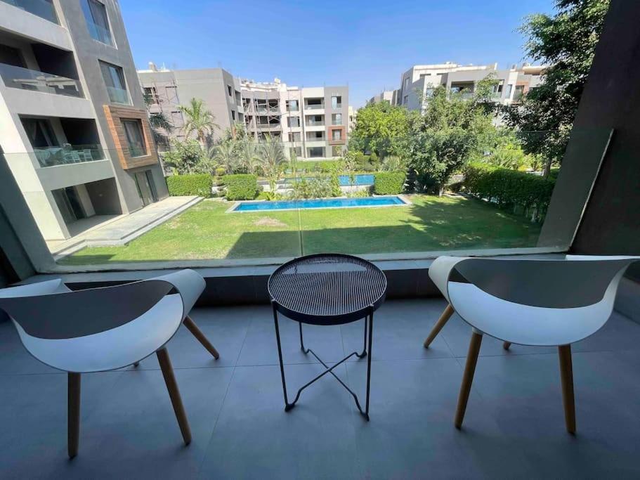 Apartment Garden View Three Bedroom Serviced Silver Palm